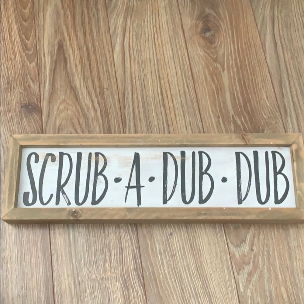 Bathroom decor